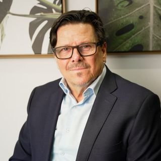 Dr. João Luyz E Martins