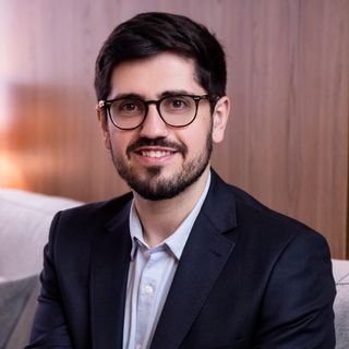 Dr. Matheus Brum