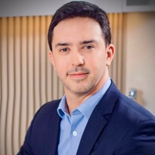 Dr. Rafael Caiado