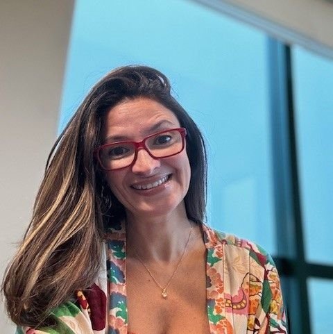Dra. Silvânia Vieira