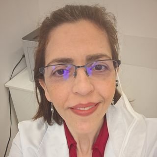 Nidia Giusti ,
