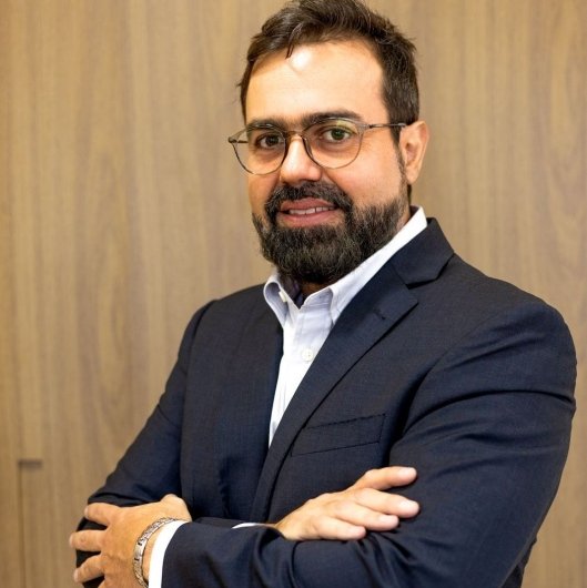 Dr. Paulo Melo