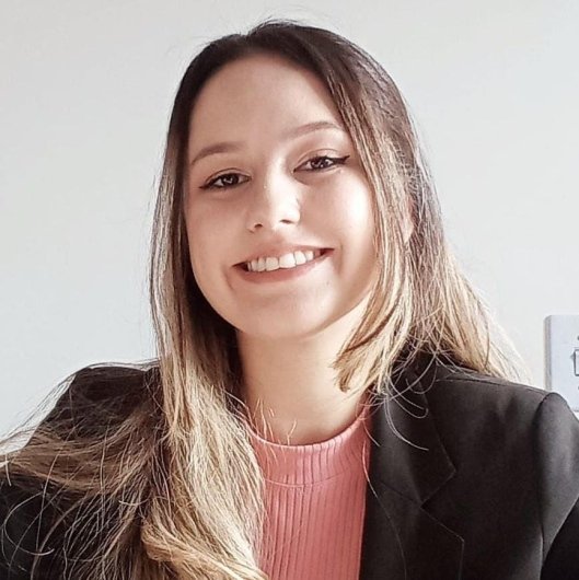 Débora Carvalho De Araújo