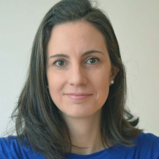 Dra. Fernanda Pereira de Paula Freitas