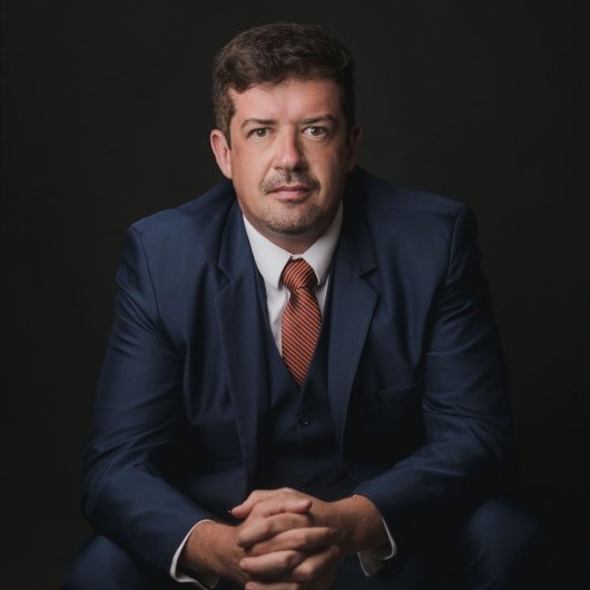 Dr. Nikolas F. K. Heine
