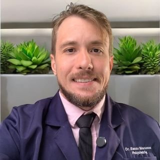 Dr. Renan Meneses