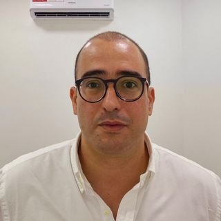 Dr. Fernando Moura Leite de Avelar