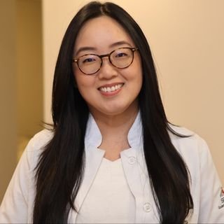 Dra. Andréa Mayumi Takasu Tiarga