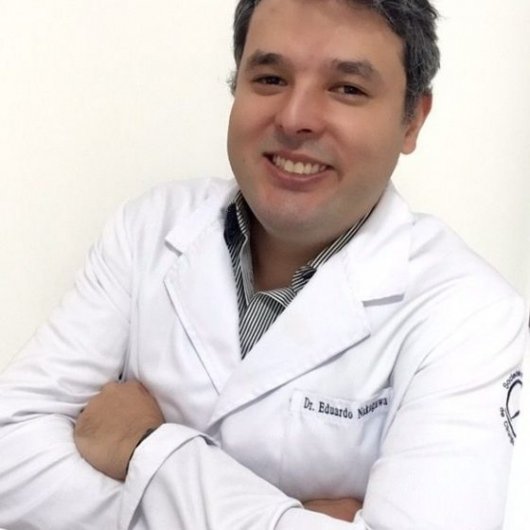 Dr. Eduardo Nakagawa de Carvalho