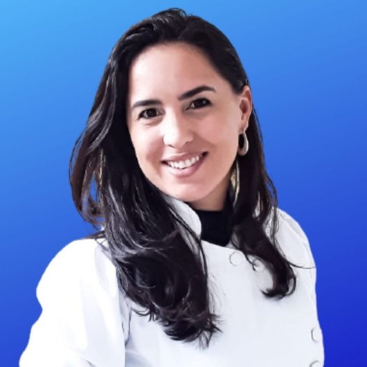 Dra. Caroline Lima