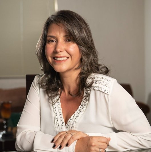 Dra. Maria Cristina Oliveira Abrantes
