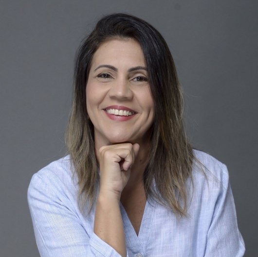 Dra. Adriana Maria Nunes Coutinho