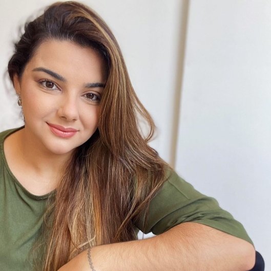 Thaís Pires S. Leão