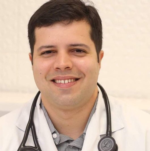 Dr. André Gentil