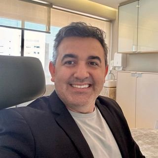 Dr. Márcio Feitosa