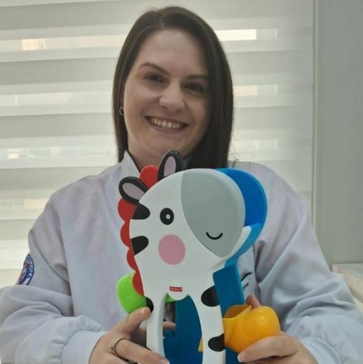Dra. Fernanda Isabele de Abreu