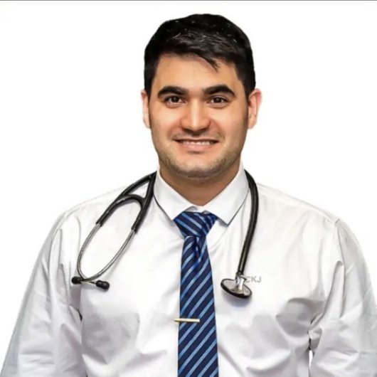 Dr. Lucas Baptista