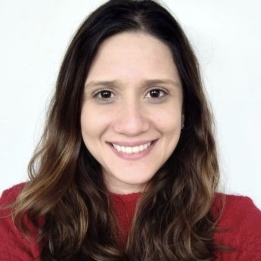 Dra. Larissa de Oliveira