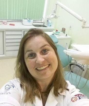 Lyziane Martins Cavrucov de Castro