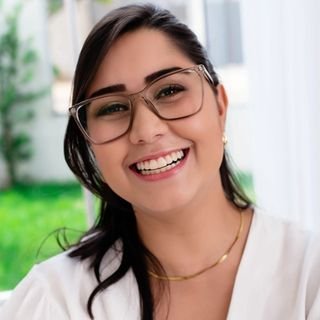 Dra. Jaqueline Trindade
