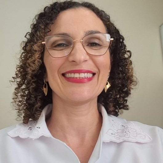 Dra. Aline Correia De Araujo Plenas