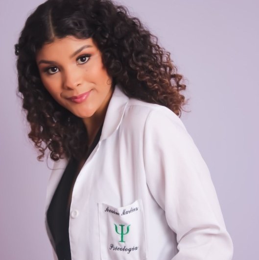 Ariadne Barros Martins