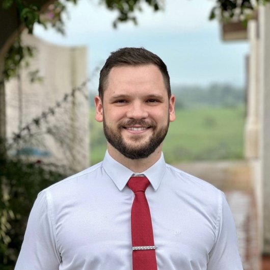 Dr. Gustavo Guthmann Pesenatto