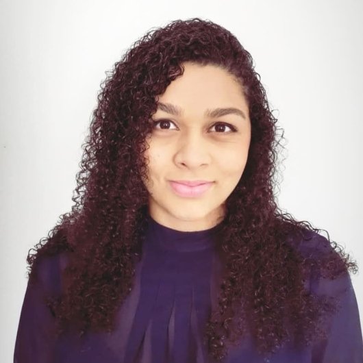 Dra. Najla Barros