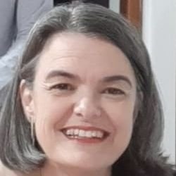 Ana Paula de Toledo Cataldo Freitas