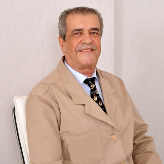 Dr. Carlos Goncalves de Oliveira