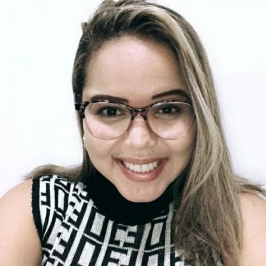Dra. Tatiane Lisboa