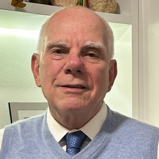 Dr. Antonio Carlos de Oliveira Villela