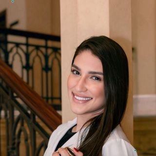 Dra. Bruna Luísa Ferraço Lima