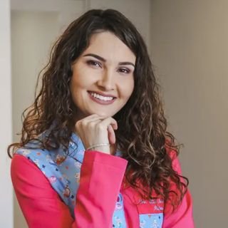 Dra. Aline Inacio Pereira