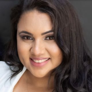 Dra. Herlaine Gizenga Paulino