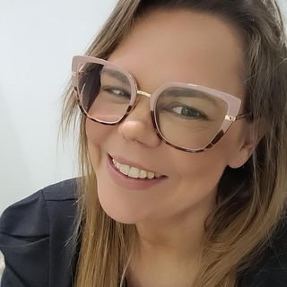 Dra. Fernanda Cristina Gonsalves Silvério