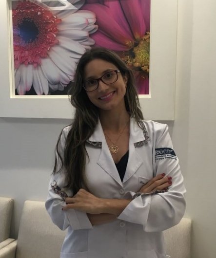 Dra. Lia Quintaes Cardoso