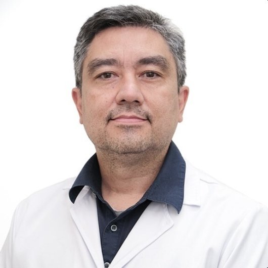 Dr. Flavio Shimomura