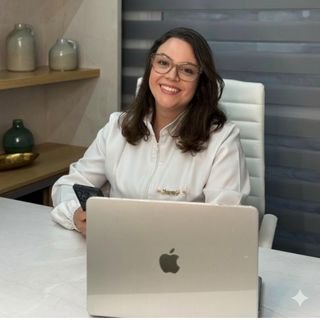 Dra. Valquíria Belotti