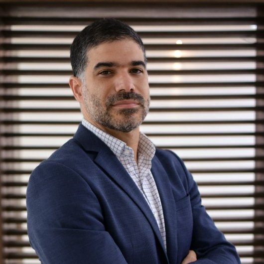Dr. Bruno Falcão Santos