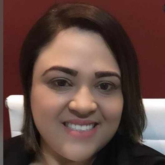 Suélia Katia Cassimiro de Oliveira