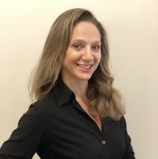 Dra. Luciana Caruso de Mello