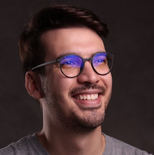 Dr. Alex Bertolazzo Quitério