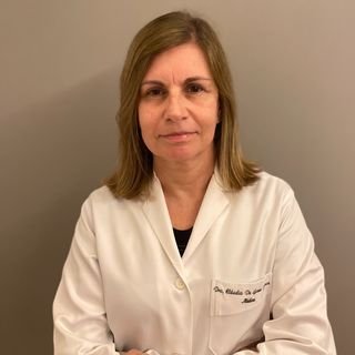 Dra. Cláudia Martins de Grossi Firman