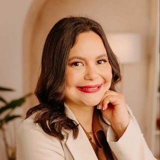 Dra. Jackeline Pereira da Silva