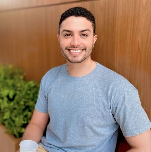 Dr. Álex do Amaral