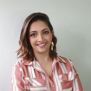Dra. Letícia Dias Alves