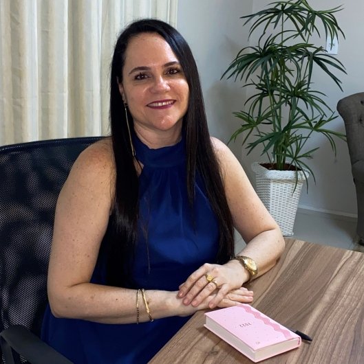 Juliana Fernandes Ribeiro Holanda
