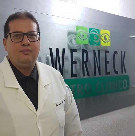 Dr. Sandro Werneck