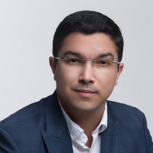 Dr. Maykel Marinho